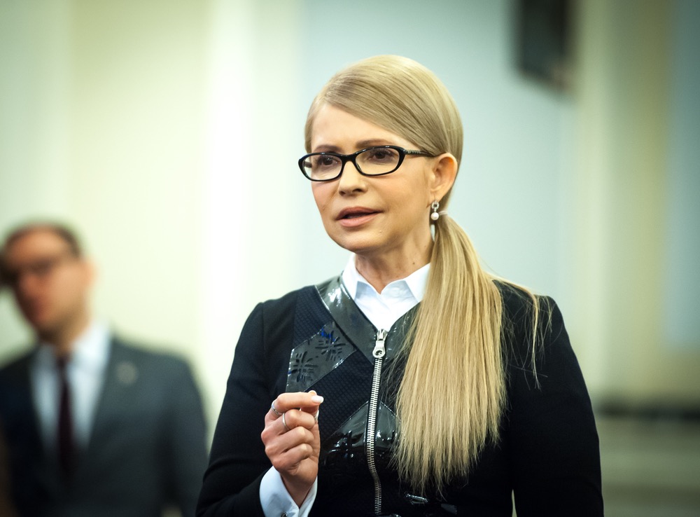 Тимошенко обещает скоро вернуть Крым Украине