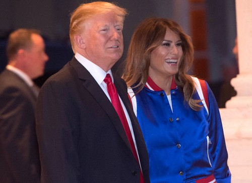 Дональд и Мелания Трамп на вечеринке в честь Суперкубка-2018 в Палм-Бич