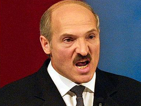 Лукашенко пугает Белоруссию вхождением страны в состав другого государства