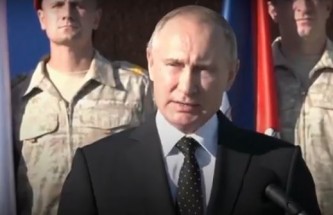 Путин поблагодарил военных за службу и приказал начать вывод войск из Сирии