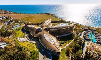 Крымский отель Mriya Resort & Spa признан лучшим курортом мира