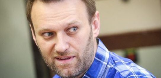 Навальный смонтировал видео факта вброса бюллетеней на выборах