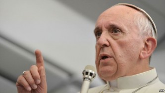 Папа Римский решил вернуть обезумевшую Европу в лоно христианства