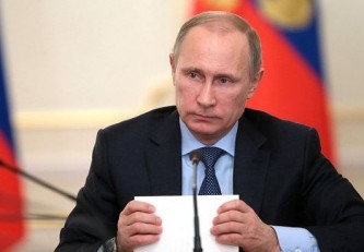 Путин поручил сделать ипотеку для российских семей более доступной
