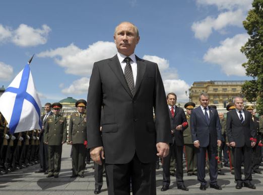 Констатация факта: Путина и Россию невозможно «взять в тиски»
