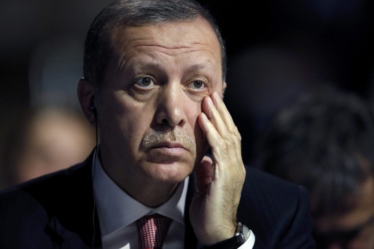 В сирийском конфликте Эрдоган ведет себя по принципу «и нашим, и вашим»