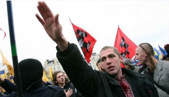Киевский режим использует нацистов для запугивания населения