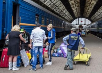 Украинцы находятся в «чемоданном настроении»