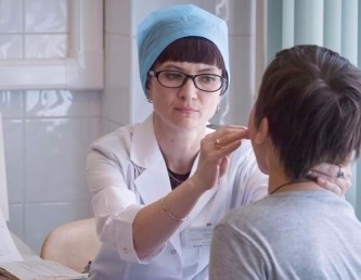 Прикрепить ребенка к поликлинике теперь можно онлайн на портале mos.ru