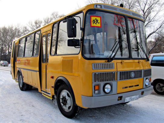 В регионах России обновят парк автомобилей скорой помощи  и школьных автобусов
